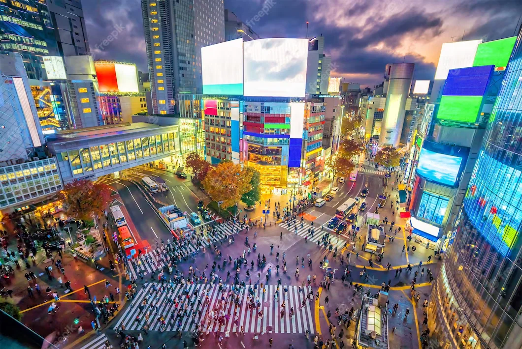 Shibuya-Kreuzung aus der Draufsicht in der Dämmerung von Tokio, Japan